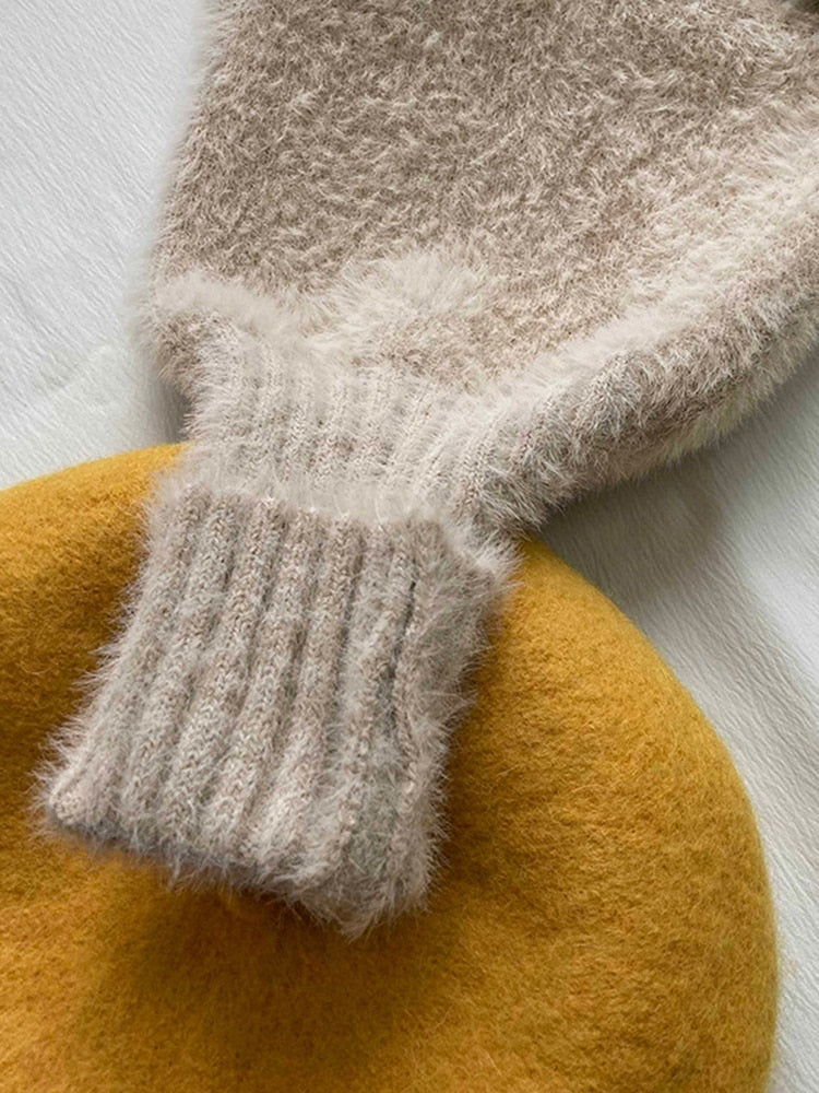 Twyla Women's Sweater