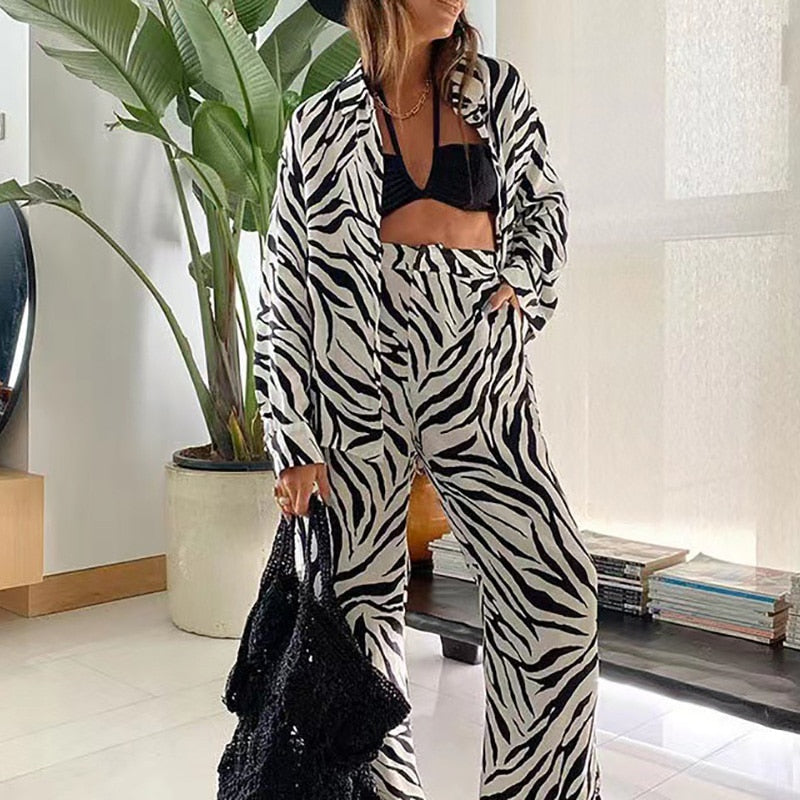 Poe Women's Resort Set