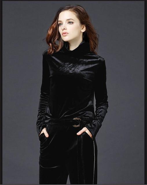 Lucy Velvet Women's Turtleneck